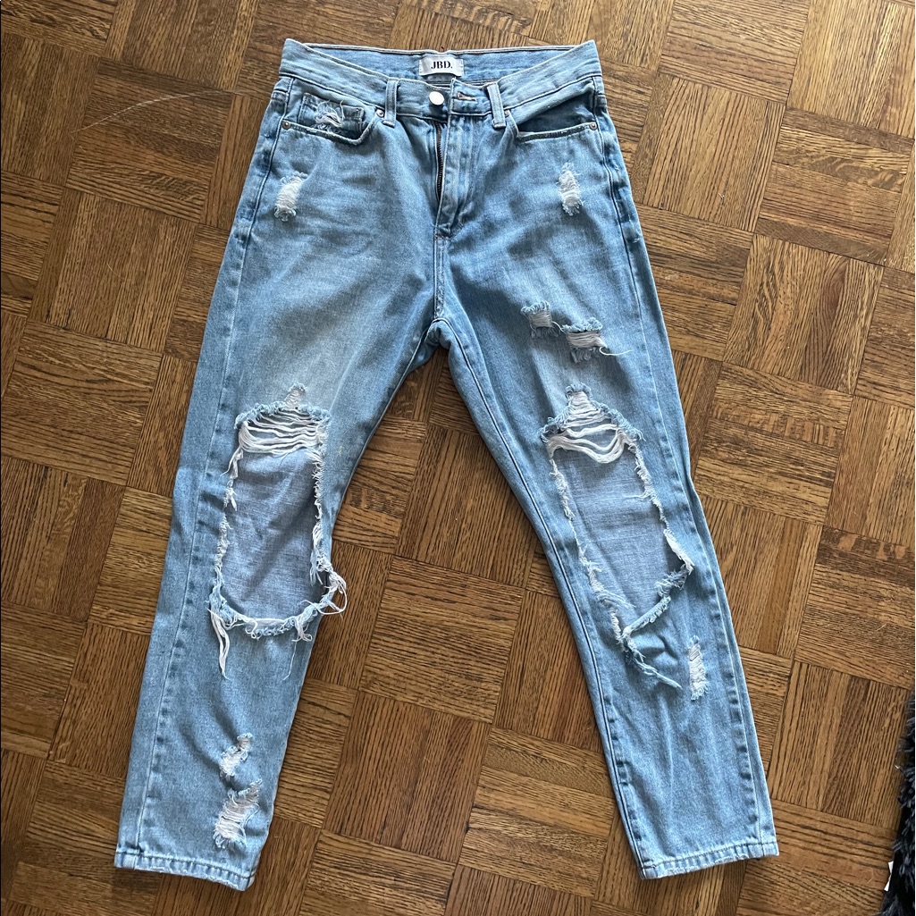 Jbd Ripped Denim Jean